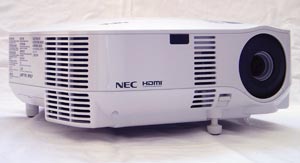NEC VT800 Projektor